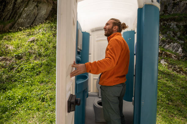 Best Emergency porta potty rental  in Newcastle, WY