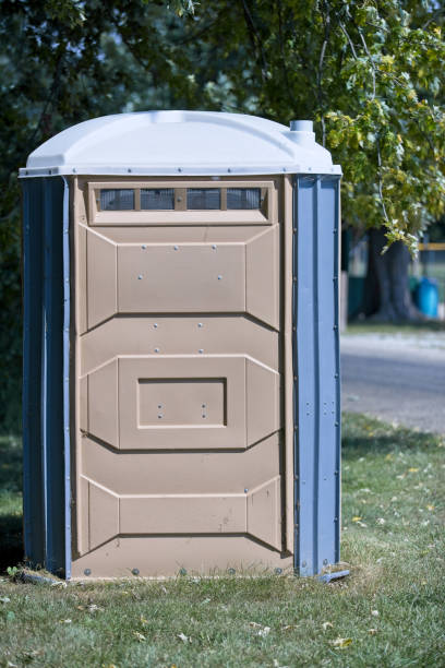 Best Porta potty rental near me  in Newcastle, WY